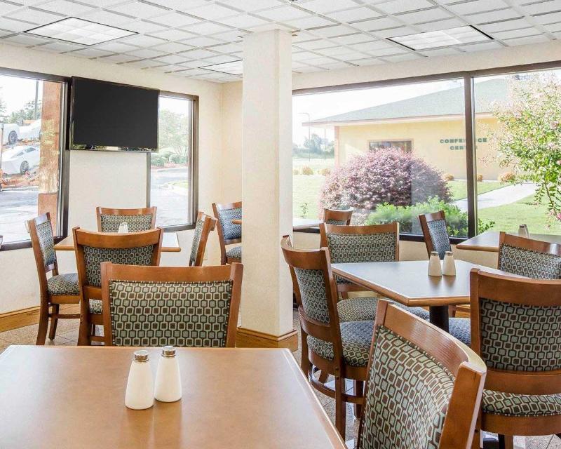 Quality Inn Forsyth Near Ga Public Safety Training Center Exterior foto